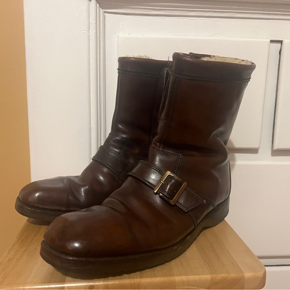 Authentic men’s Italian handmade leather boots lightly used in great condition!